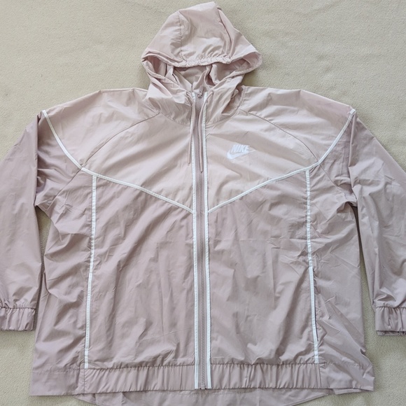 nike windrunner 3xl